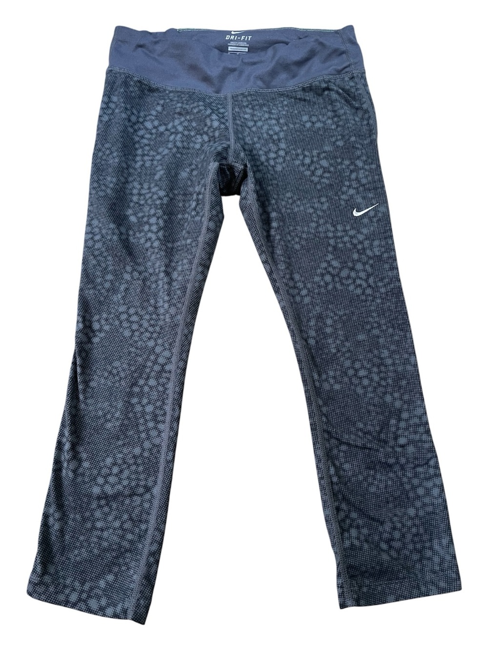 Nike Dri-Fit Gray Running Cropped Leggings. Size M